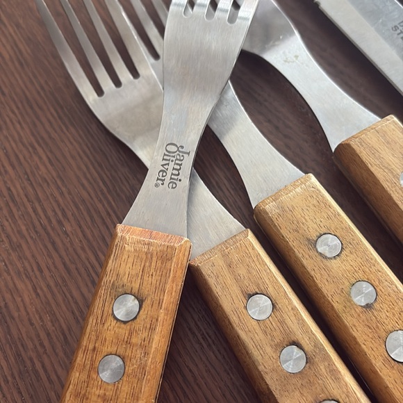 STEAK KNIFE & FORKS - wooden handle steel 8 piece - Picture 4 of 5